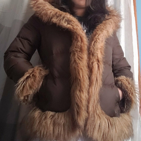 Coat - Picture 1 of 4